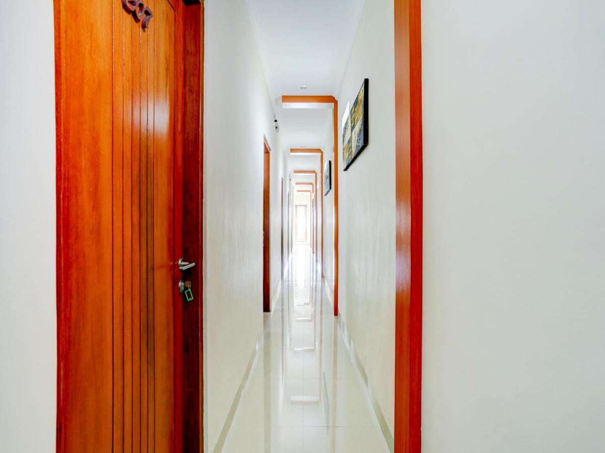 Super Oyo Capital O 90291 Vin Stay Petanu Pesanggaran Екстериор снимка