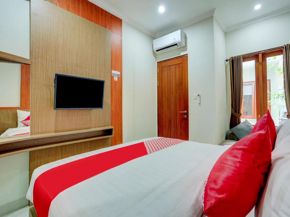 Super Oyo Capital O 90291 Vin Stay Petanu Pesanggaran Екстериор снимка